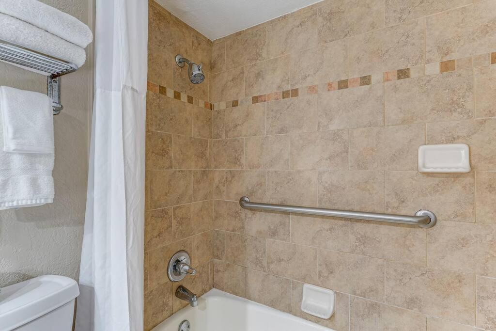 Waterfront, Pool, Tiki Bar & Grill, Gym, Location! Apartment Sarasota Exterior foto